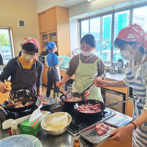 試食会